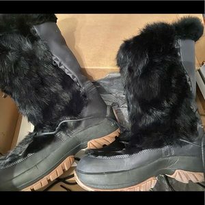 Ulu Boots Size 7 new with box